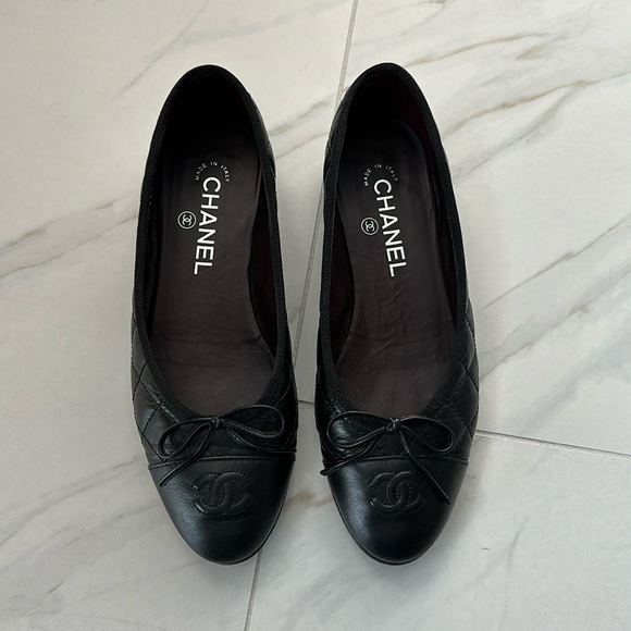 Chanel Classic Quilted Cap Toe Ballerina Flat - Picture 1 of 12